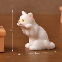 № 5 (смола) Белый стол настоящий кот с настоящей кошкой