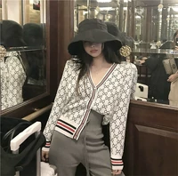 Daisy Korea 2018 mùa thu mới áo len cổ chữ V lưới đỏ áo len ghi lê