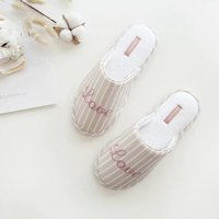 Halluci Spring и Summer Новые продукты Простые полосатые стекающие печатные тапочки.