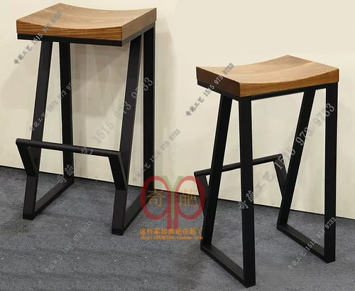 Американский стиль бар -стул железоруйки высокий стул ретро передней платформ с твердым деревом повседневного кофейного бара ресторан высокий вин и стул