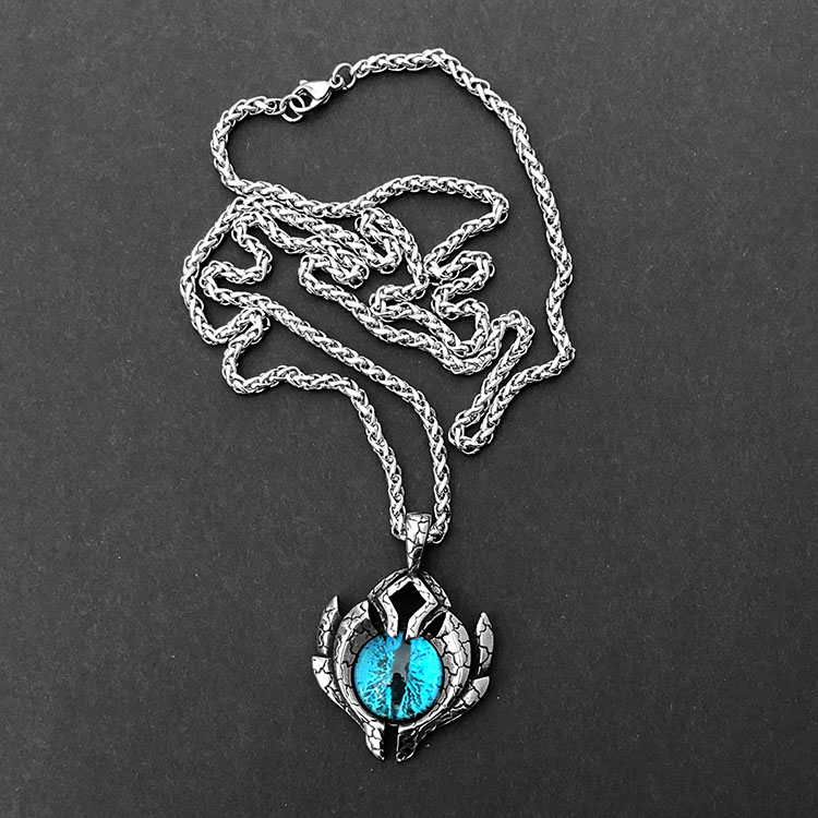 Blue Eye With Keel Chain 80Cmpersonality Retro Demonic Blue eyes Necklace male tide Domineering Hip hop Punk gemstone Magic eye Titanium steel Sweater Pendants