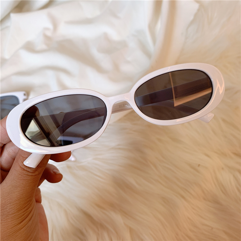 Watermelon Redvintage Sunglasses Port style Europe and America Retro photograph cat eye Sunglasses Purple series lovers pose female collocation