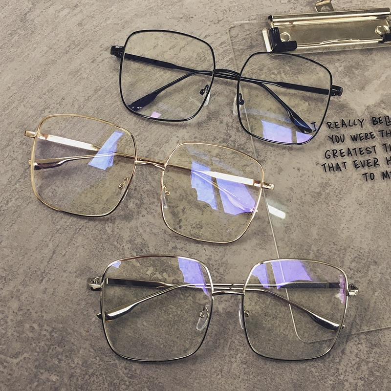 chic แว่นตาสไตล์ฮ่องกงย้อนยุคกรอบใหญ่สี่เหลี่ยม แว่นตานักเรียนเกาหลี 港风复古chic潮人百搭方框平光镜女学生韩版个性素颜大框眼镜潮男 chic แว่นตาสไตล์ฮ่องกงย้อนยุคกรอบใหญ่สี่เหลี่ยม แว่นตานักเรียนเกาหลี