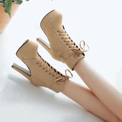 taobao agent Women's shoe landscape wedding shoes and bridesmaid Martin boots with large size women's boots 44 48 small size boots 31 32 33