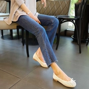 Quần bà bầu 2019 thời trang mới mặc hoang dã Bà bầu denim quần ống loe mẹ bầu bà bầu nâng bụng - Phụ nữ mang thai quần / quần bụng