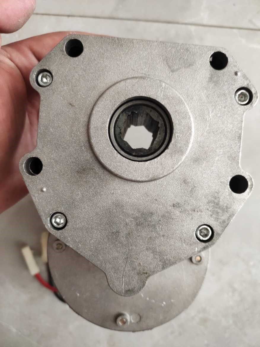 播种机配件600w电动肥箱12v电机施肥机械