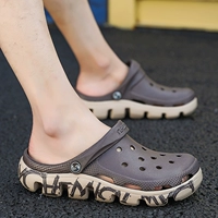 Giày cỡ lớn lỗ thông thường Giày đi biển mùa hè không trơn trượt đế mềm mang xu hướng Baotou dép lớn dép nam 47 - Sandal giay the thao nam