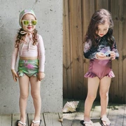 Fan hâm mộ văn học Hàn Quốc Phiên bản Hàn Quốc của đồ bơi trẻ em nữ chia váy dài tay áo chống nắng cô gái dễ thương công chúa tắm nước nóng mùa xuân - Bộ đồ bơi của Kid