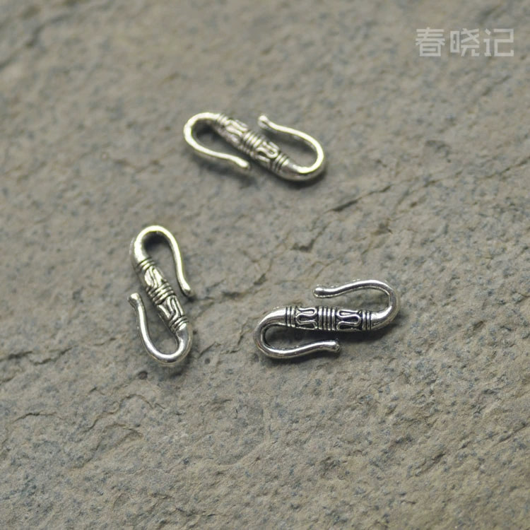 Tây Tạng bạc S khóa tự làm tay đan dây phụ kiện dây tay vòng tay clasp vòng cổ khóa S móc retro phụ kiện liên kết khóa - Vòng đeo tay Clasp