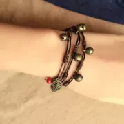 Handmade gốc nhiều lớp retro Sen Anklet Bells Trang sức Quà tặng Quà tặng lẫn nhau Wild National Wind Bracelet Women - Vòng chân