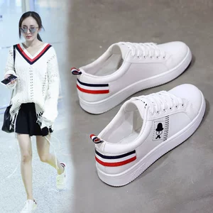 Nhỏ màu trắng giày nữ 2018 mùa xuân mới hoang dã Hàn Quốc chụp đường phố giày vải sinh viên dày dưới tăng giày thể thao giày trắng
