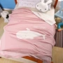 Nhiều lớp khăn bông gạc sinh viên tờ trên một chiếc giường chăn tươi của Four Seasons chăn giải trí mới - Ném / Chăn chăn nỉ cho bé