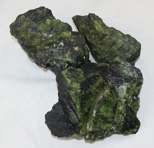 Tân cương Tianyu Qishiyuan mới tại chỗ boutique Tianshan đen jasper đá gốc vật liệu núi ba kg giá