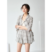 Đỏ Mansion lưới phù hợp với nữ mùa xuân năm 2018 mới của Hàn Quốc bf dài tay phù hợp với áo khoác quần short hai mảnh đặt 1899