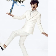 Phiên bản tiếng Hàn mới của sân khấu đám cưới chú rể mặc váy trắng tổ chức quần áo nam Slim Studios phù hợp với gió Anh - Suit phù hợp
