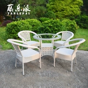 Ngoài trời wicker ghế năm mảnh bộ đồ nội thất giải trí mây trắng đơn giản hiện đại ban công bàn ghế cà phê bàn ​​ba mảnh - Bàn ghế ngoài trời / sân