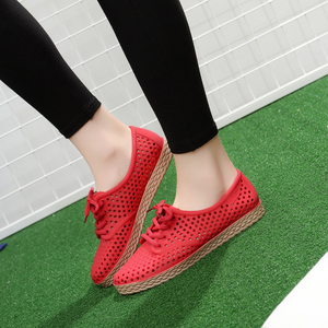 Xiaqiu nhựa nữ mới Nhật Bản và Hàn Quốc đáy phẳng thấp để giúp thể thao giản dị chạy lưới breathable ren thời trang dép không thấm nước giày dép nữ
