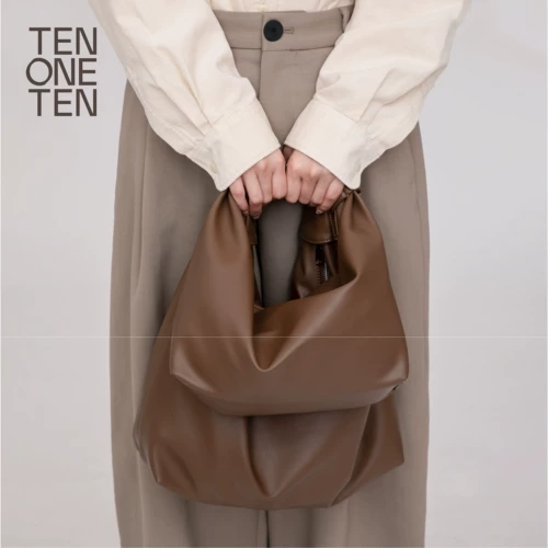 Десять ОДИН ДЕСЯТЬ/Тянь ВЕНДИАНСКИЙ ПРАКТИЧЕСКИЙ Ультра -Биг Коричневый Плековой Плековой Крест -Тело, удерживающее компьютерное пост джиали, мешок для пеленки