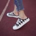Sinh viên Bao Đầu nửa dép nữ mùa hè 2018 dép mới Hàn Quốc phiên bản của hoang dã không có gót giày vải phẳng cao đẳng gió Plimsolls