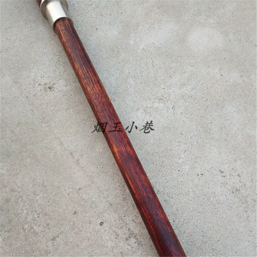 Необыкновенный сухой дымовой мешок традиционный старый модный длиннох сухой дым белый медный сигаретный сигарет сигарет сигарет