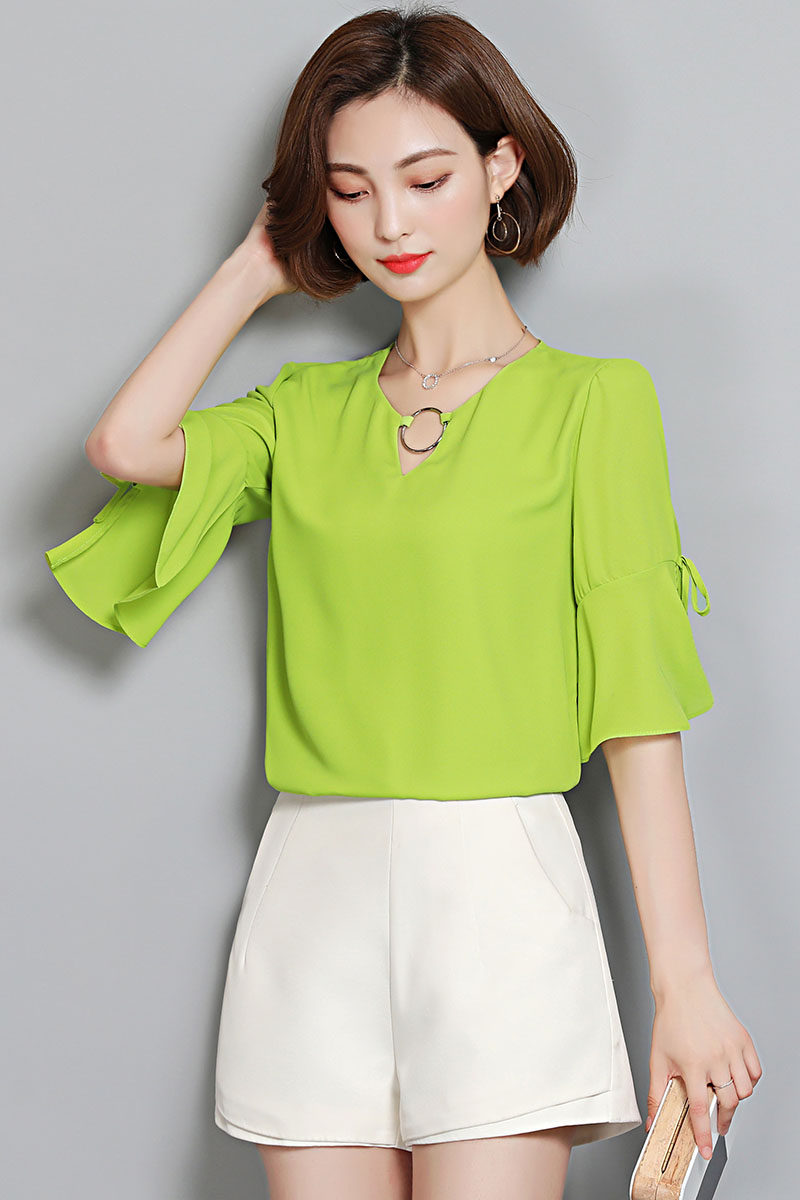 实拍2018夏装新款时尚系带v领纯色喇叭袖上衣女百搭雪纺衫5862