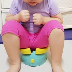 Дети Туалет 韩国junju香蕉儿童便携马桶小坐便器外出旅行可折叠车用送清洁袋