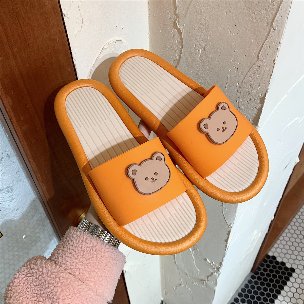 OrangeSliver lovely Cartoon slipper female summer ins Girlish heart household non-slip Deodorization lovers Thick bottom Sandals Wear out