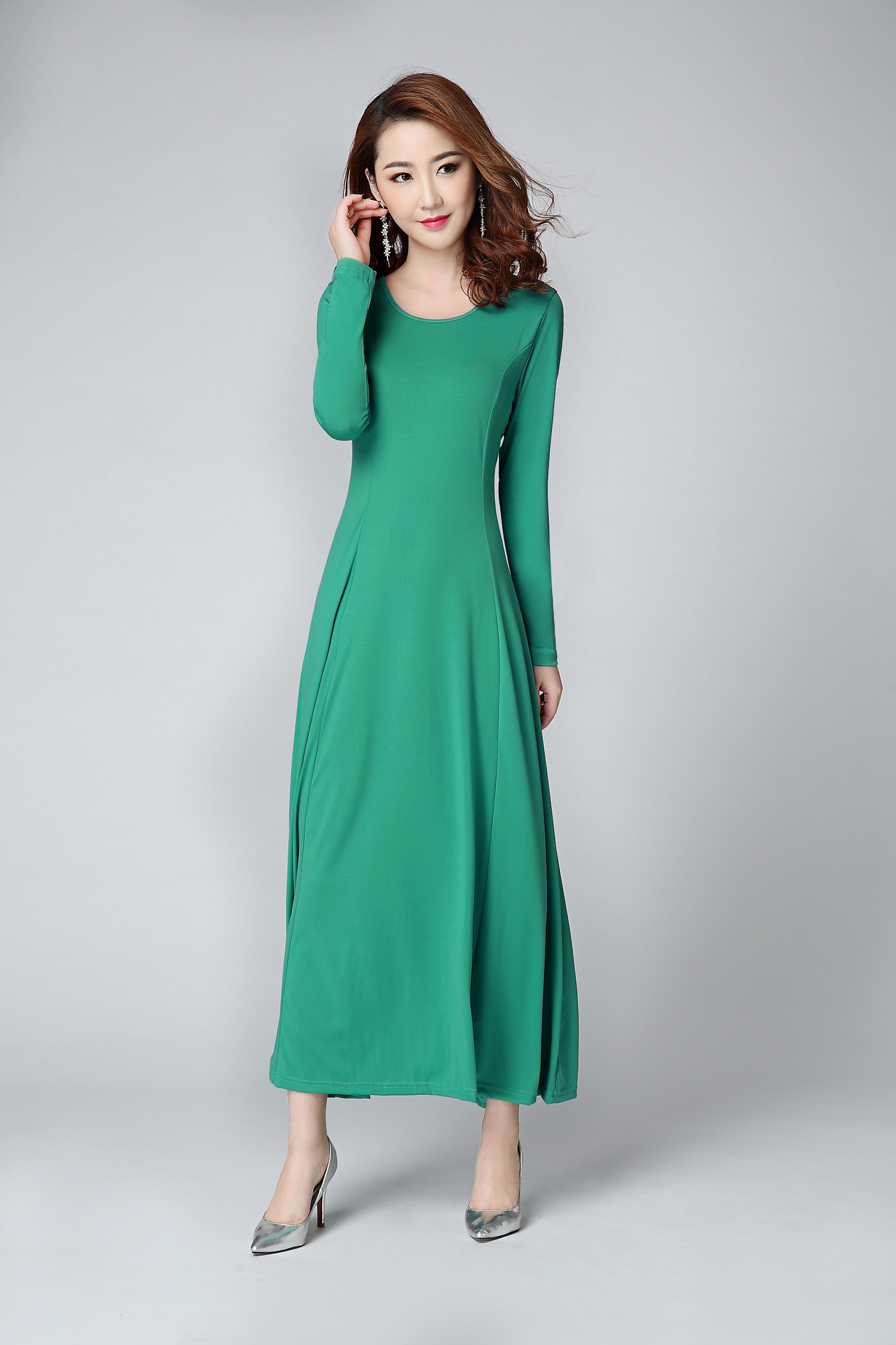 女连衣裙纯色修身显瘦长裙2017春秋季新款长袖圆领大摆针织打底裙