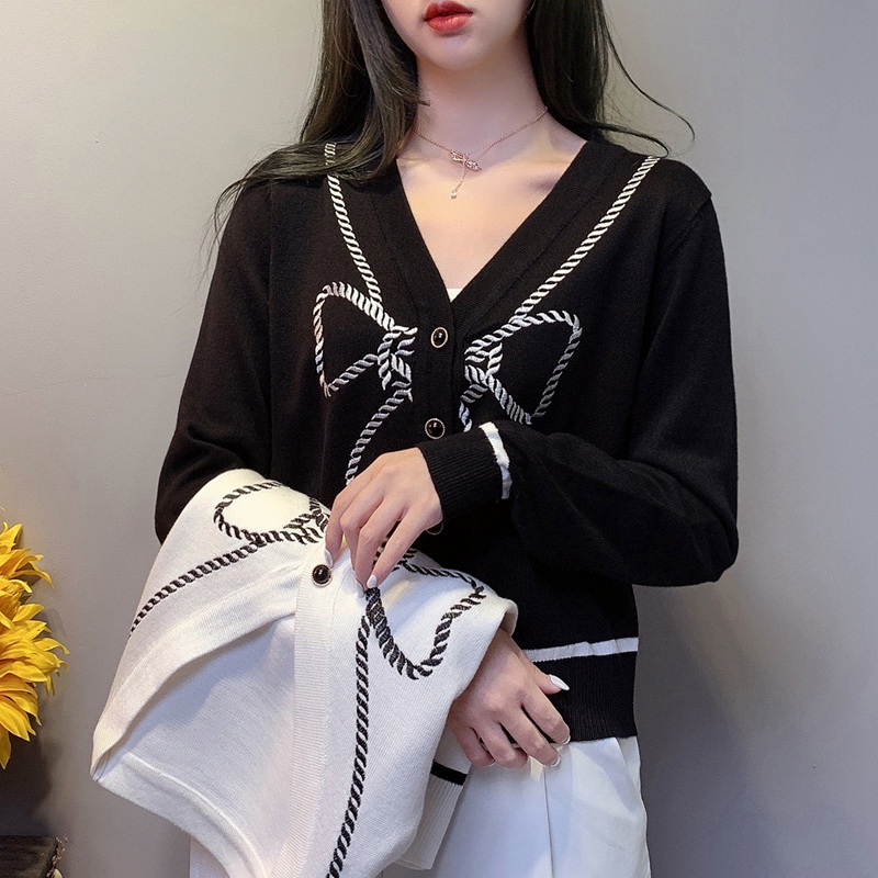 T-shirt autumn new women's gentle style cardigan short bow embroidered junior top Korean outer jumper