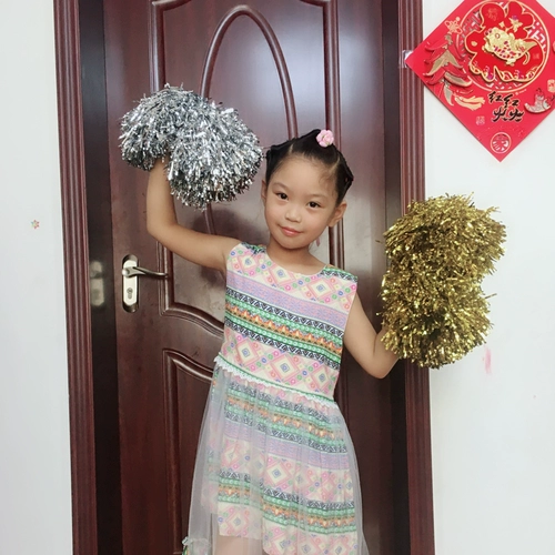 Цветочный мяч LA LA Команда рука рук