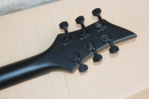 Flyoung Gainer Alien Guitar Yakuang Black Bai Bai Bian Platform инкрустация