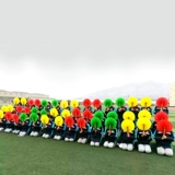 Ручная школьная школа с разноцветной фанатской школой большой группы гимнастика танцевальная хор