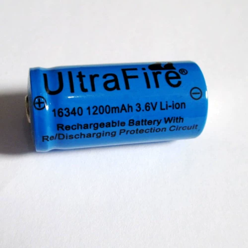 Литиевые батарейки, фонарь с зарядкой с лазером, 7v, 6v, 123A