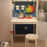 [IKEA IKEA HOVERCOUSING] METO TABLE WHITE 75*75 TABLE