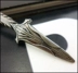 Assassin Creed Odyssey Leonidas Spear Keychain trò chơi thiết bị ngoại vi mặt dây chuyền trang sức vũ khí trang trí mát mẻ - Game Nhân vật liên quan