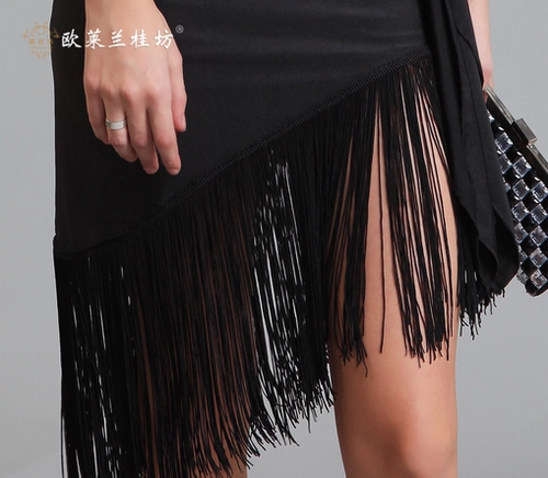 Lan Kwai Fong Black Short -Sleeved Slim Spoke Beads Beads Латинский шаг после служб производительности сервера доставки 2320