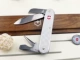 Spot Swiss Army Knife Victorinox Dòng tay cầm bằng nhôm Mẫu tay cầm bằng hợp kim nhôm Pioneer Harvester, v.v. dep mang trong nha