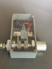 Тормоза 闸瓦磨损开关ts249等提升机矿用提升绞车间隙保护开关制动器开关