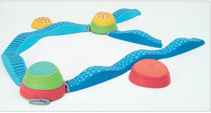 幼儿园早教感统训练器材平衡步道塑料平衡触觉板 波浪触觉步道