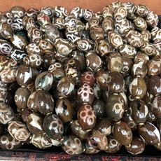 Украшения на руку 象雄天珠藏传宝瓶天珠手串天然朱砂真品九眼页岩天降石天珠手串