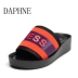Daphne Daphne mùa hè đích thực dày đáy phẳng phẳng dép nữ bóng loáng 1516303088 sandal nữ hàn quốc Dép
