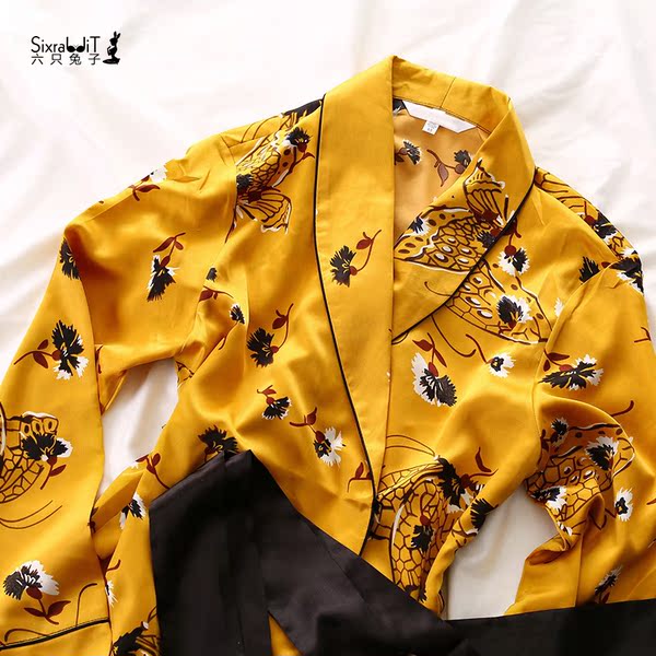 Imported pajamas homeware six rabbits three pieces