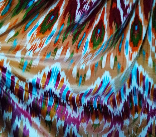 Синьцзян национальная одежда Uyghur, представленная Adelis шелковая бархатная ткань составляет 1 метр шириной 50 см шириной