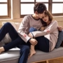 Đồ ngủ couple phù hợp với mùa xuân và mùa thu cotton dài tay phần mỏng vòng cổ nữ dịch vụ nhà phù hợp với V-Cổ nam đồ ngủ thêu bộ đồ đôi cho các cặp vợ chồng