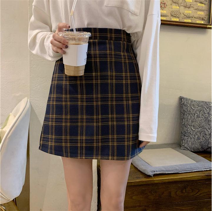 Yellow Check & StyleKorean version lattice skirt female Short skirt Retro Port style Versatile student High waist A-line skirt spring fashion Show thin ins