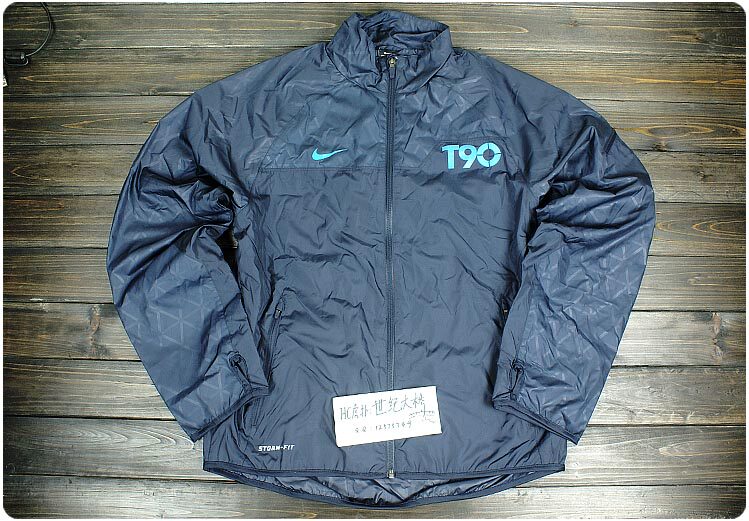 189正品耐克男运动夹克 外套 t90球服防水超轻梭织外套 519918-017