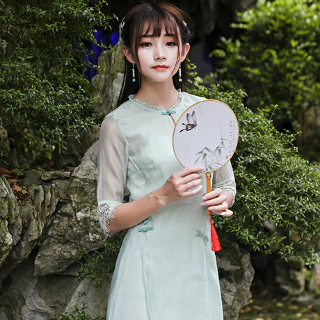 芊芊新款女装复古绣花连衣裙七分袖中长开叉裙 - 我要做网店_网络服装