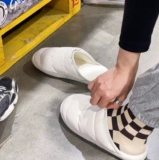 Нескользящие зимние удерживающие тепло тапочки подходит для мужчин и женщин