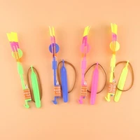 10 огней синих огней и небольших летающих стрел