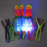 HY-588A Крупный крюк Blue Light Exture Bighting Arrow Летающая маленькая зонтика бамбука Dragonfly Summer Vacation Night Market Hot Sales